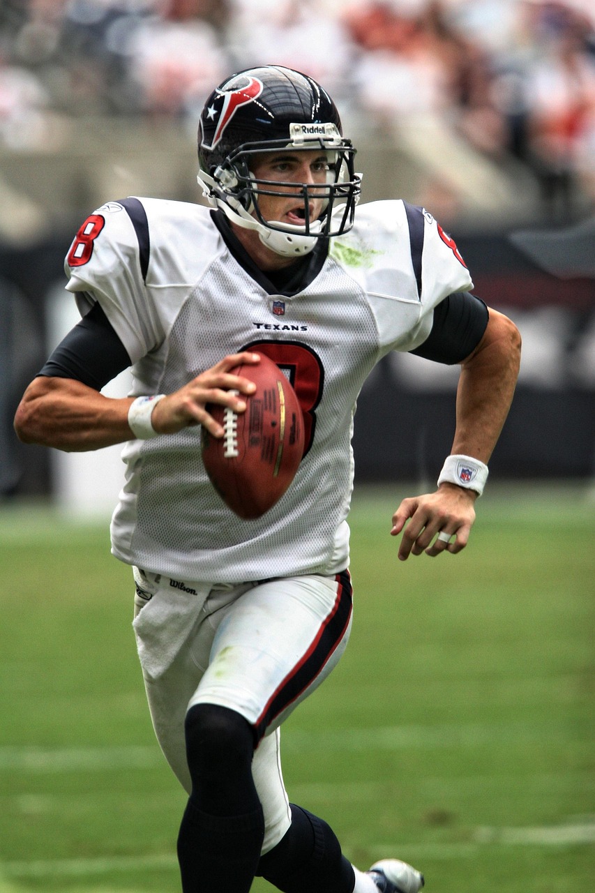quarterback, professional, nfl, scrambling, running, football, player, ball, nature, competition, sport, action, game, play, stadium, grass, helmet, uniform, american football field, activity, outdoors, football helmet, athlete, texas, texan, pro, ball carrier, running back